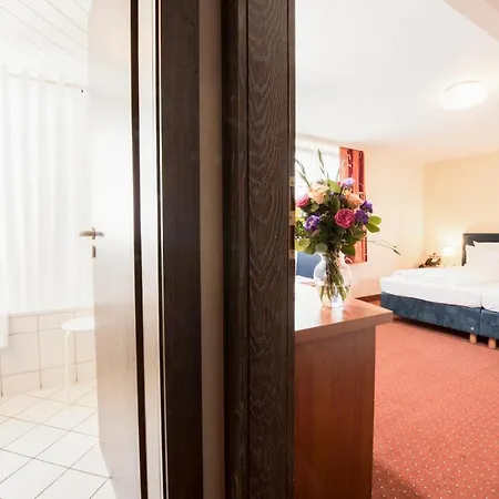 Hotel Traube Ruedesheim Rüdesheim am Rhein Eksteriør billede