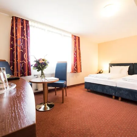 Hotel Traube Ruedesheim Rüdesheim am Rhein Eksteriør billede